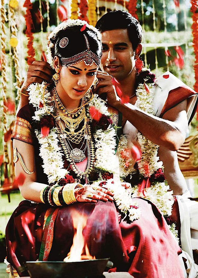 Panna młoda z południa Indii. Indyjska maestria biżuterii ślubnej