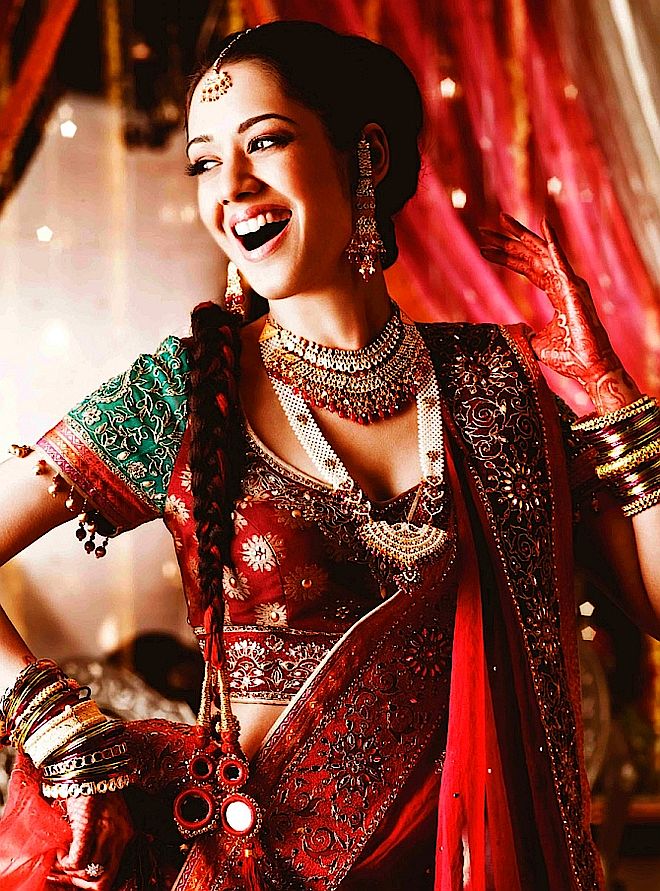 panna młoda z Punjab. Indyjska maestria biżuterii ślubnej