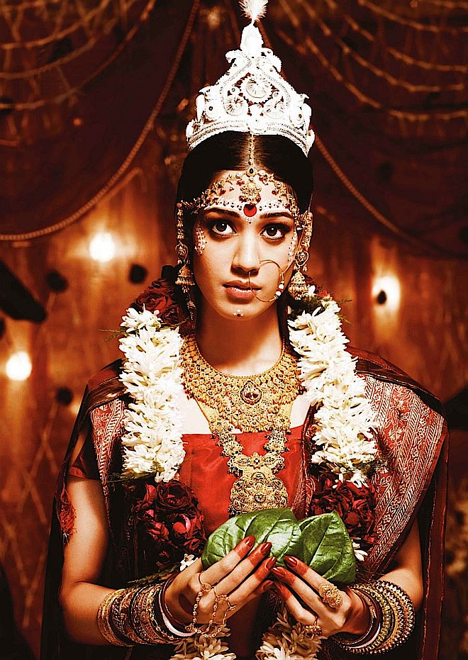 Panna młoda z Bengal. Indyjska maestria biżuterii ślubnej